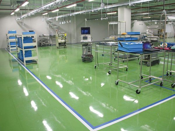 Sàn phòng lắp  được phủ chống tĩnh điện đạt chuẩn phòng sạch
